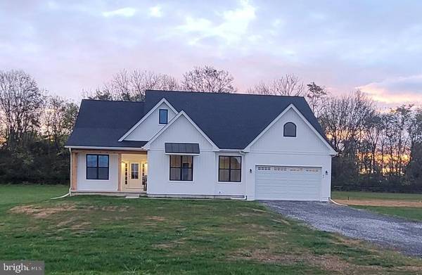 84 ANCIENT OAKS CT, Charles Town, WV 25414