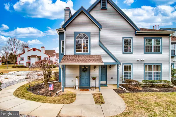 64 ANDOVER PL, Robbinsville, NJ 08691