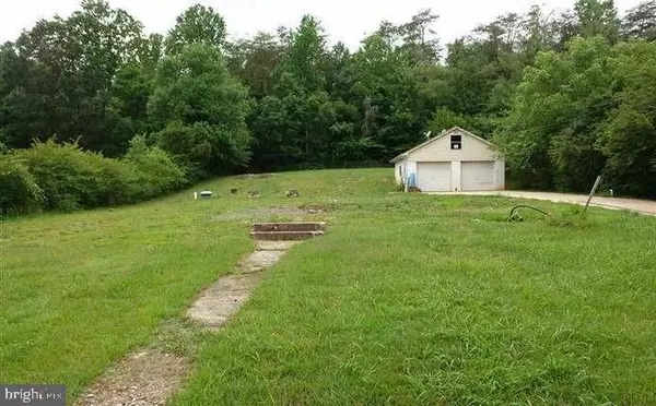 12104 SHAWNEE LN, Manassas, VA 20112
