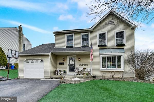 413 DORCHESTER LN, Perkasie, PA 18944