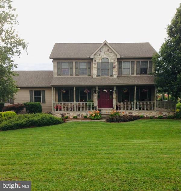 8 HERR CT, Newport, PA 17074