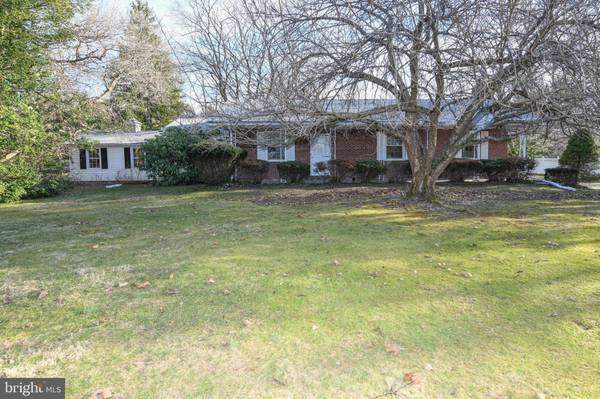 1367 YARDLEY NEWTOWN RD, Yardley, PA 19067