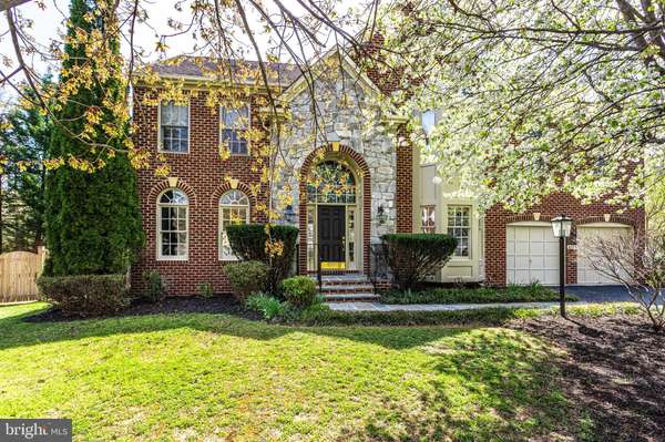 8355 JUSTIN RD, Alexandria, VA 22309