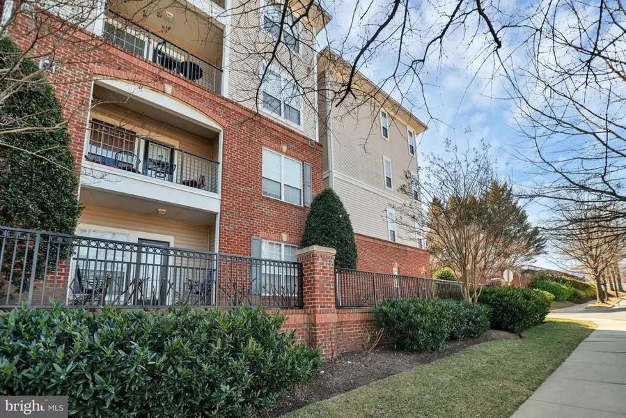 4850 EISENHOWER AVE #123, Alexandria, VA 22304