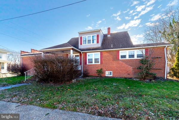 204 E MAIN ST, Penns Grove, NJ 08069