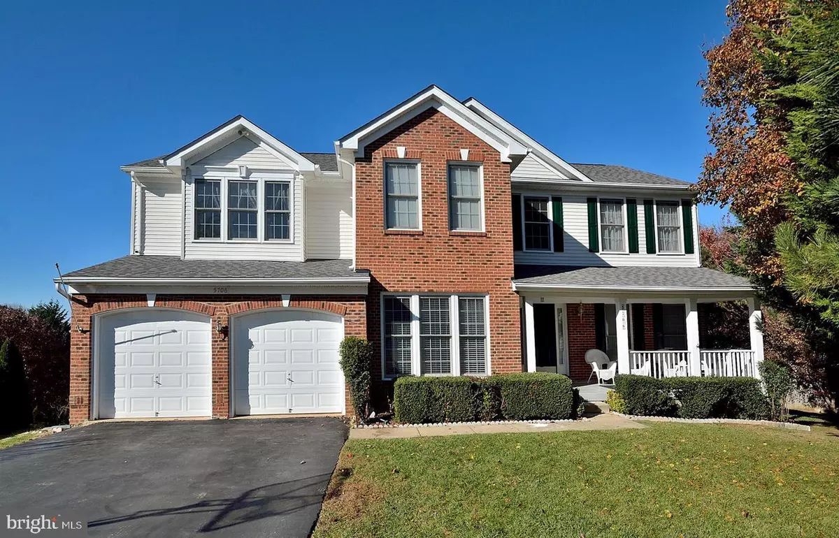 Clifton, VA 20124,5706 REGAL CREST CT