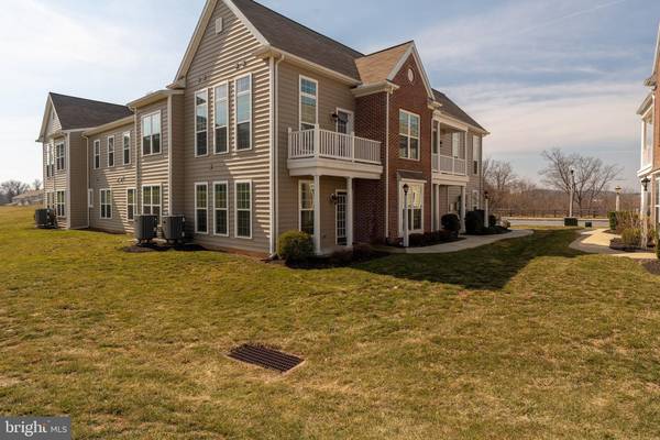 740 WHITETAIL DR, Hummelstown, PA 17036