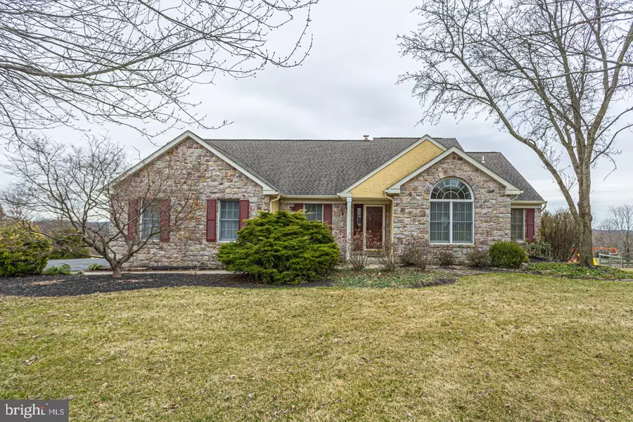 4480 COUNTRY VIEW DR, Doylestown, PA 18902