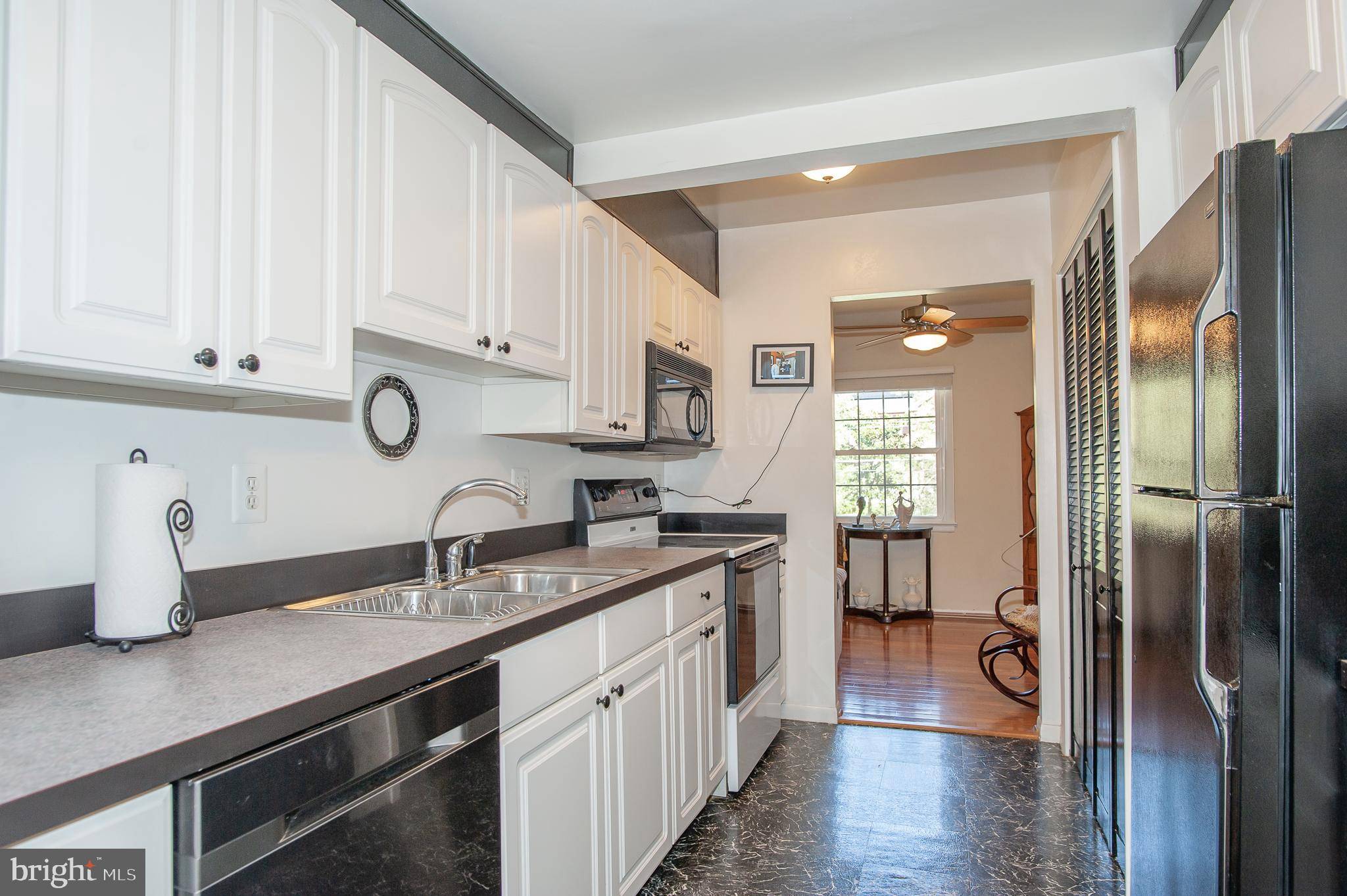 Alexandria, VA 22315,6439 SILVER RIDGE CIR