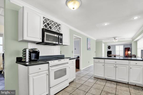 Severna Park, MD 21146,477 WHITE PLAINS CT