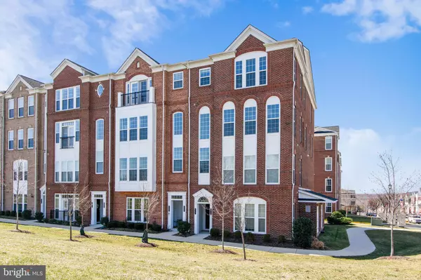 42847 BURRELL SQ, Ashburn, VA 20147