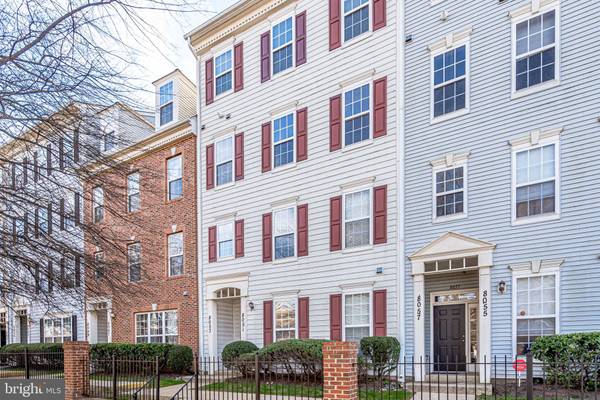 8053 GATEHOUSE RD #19, Falls Church, VA 22042