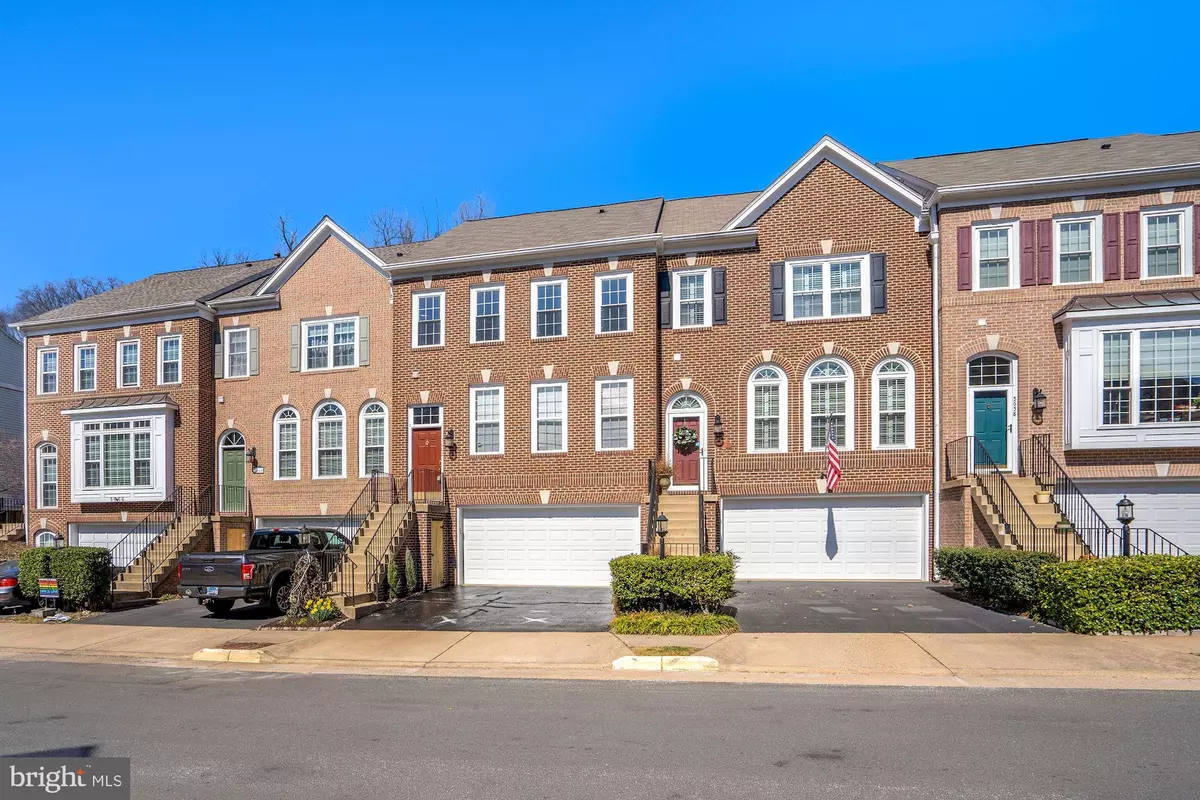 Alexandria, VA 22310,5662 GOVERNORS POND CIR