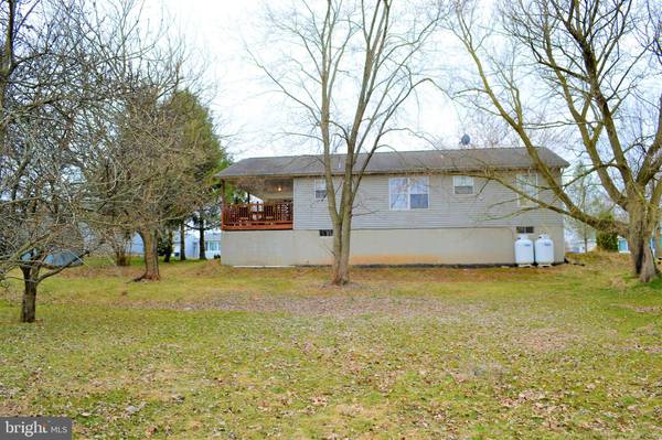 Abbottstown, PA 17301,23 HUGHES DR