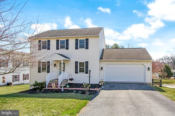 335 KORMIT DR, Red Lion, PA 17356