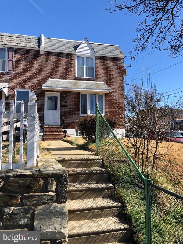 2949 UNRUH AVE, Philadelphia, PA 19149