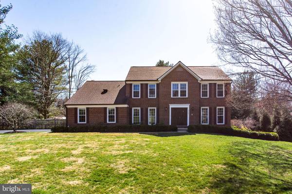 9728 DAYS FARM DR, Vienna, VA 22182