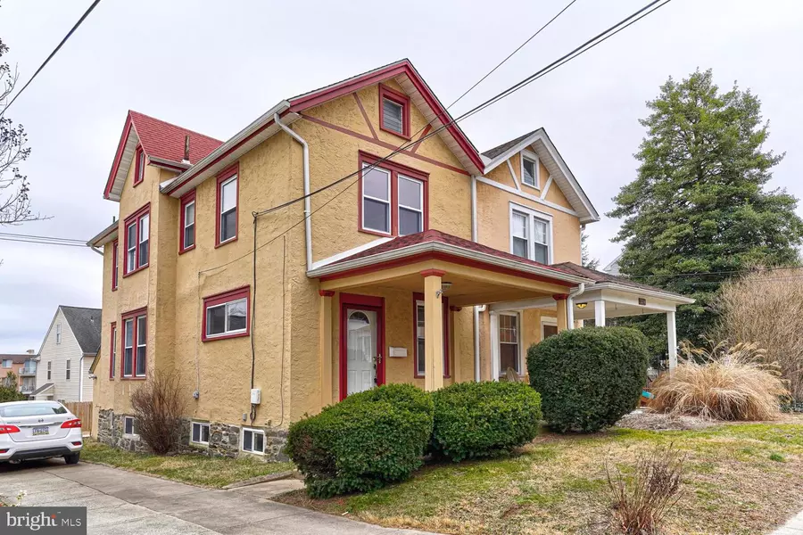 3216 BERKLEY AVE, Drexel Hill, PA 19026