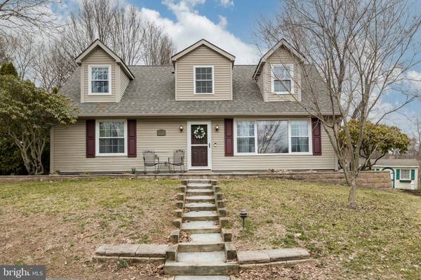 1125 NEW HAMPSHIRE LN, Downingtown, PA 19335