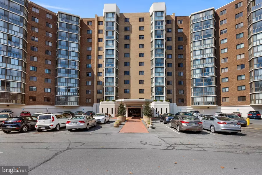 15115 INTERLACHEN DR #3-324, Silver Spring, MD 20906