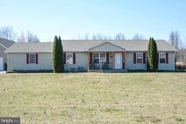 16 FOX CROSSING DR, Clayton, DE 19938