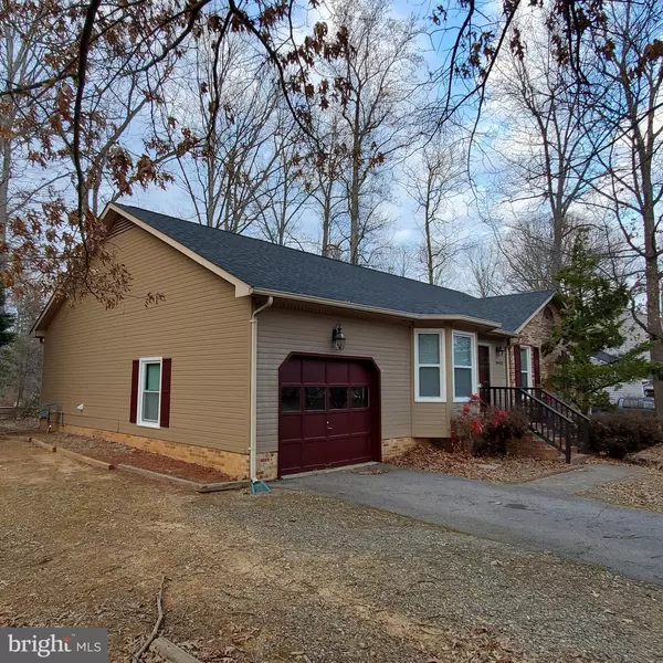 10602 HOLLEYBROOKE DR, Spotsylvania, VA 22553