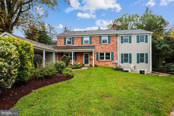 10149 CEDAR LN, Kensington, MD 20895