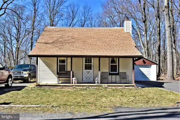 36 W 5TH ST, Alburtis, PA 18011