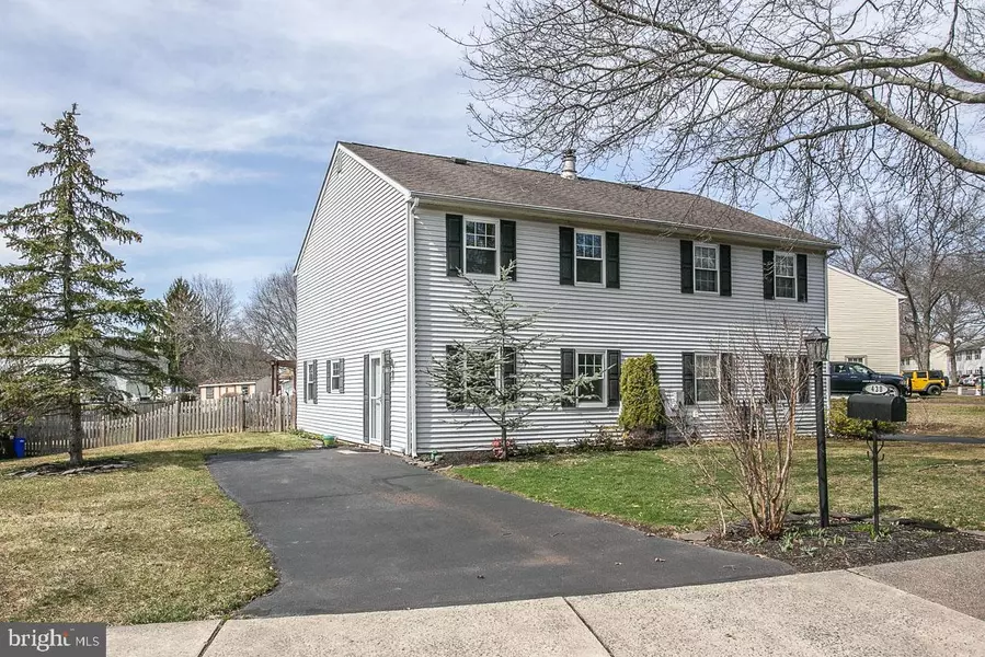 430 INDIAN CREST DRIVE, Harleysville, PA 19438