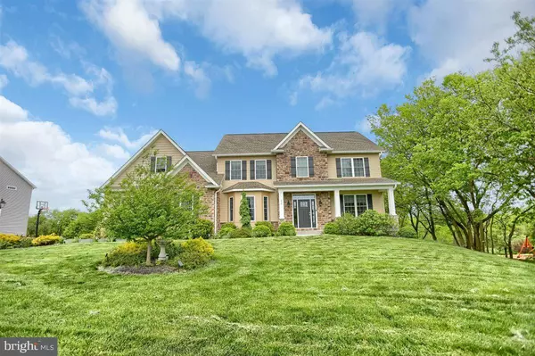 226 SKYLINE DR, Mechanicsburg, PA 17050