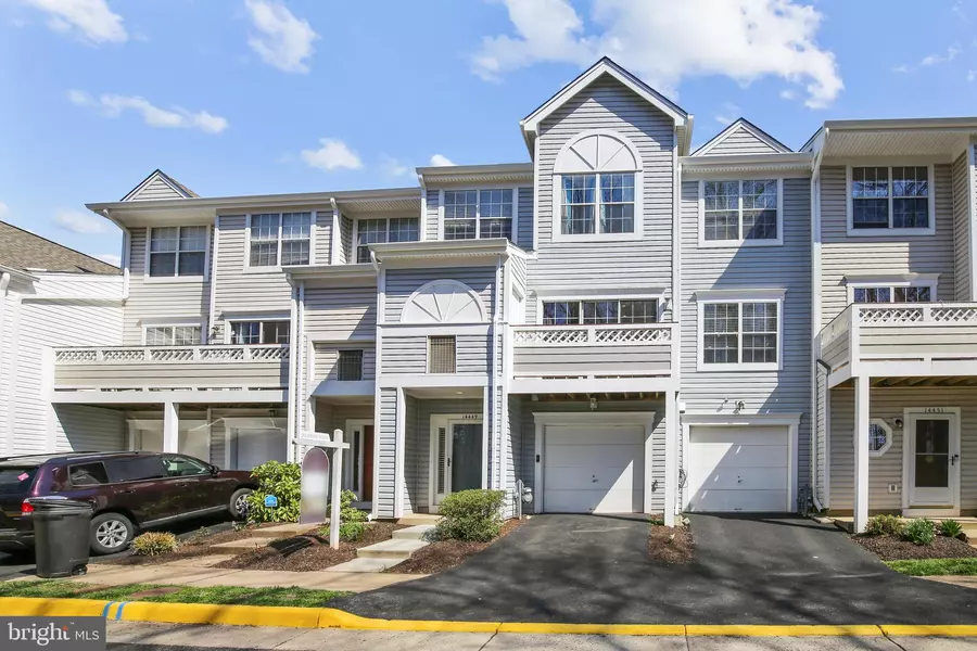 14449 GLENCREST CIR #72, Centreville, VA 20120