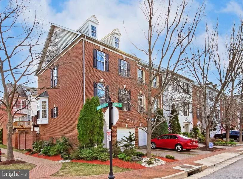 5000 GRIMM DR, Alexandria, VA 22304