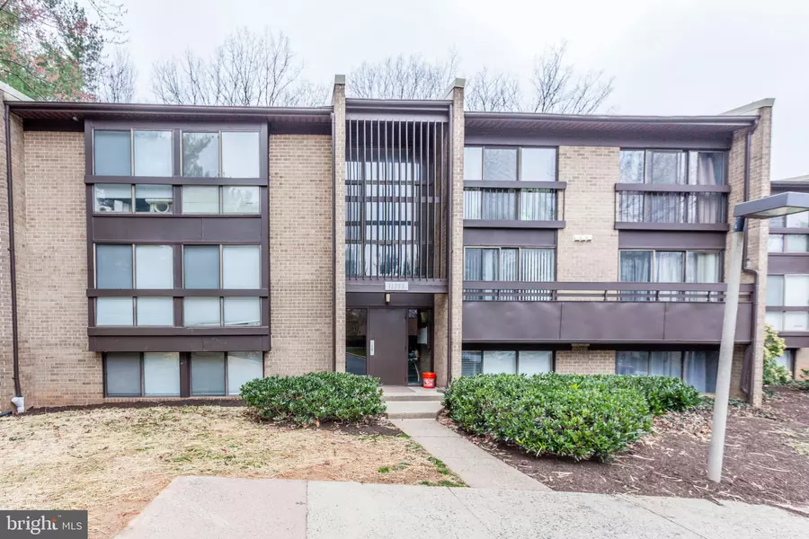 11557 ROLLING GREEN CT #201, Reston, VA 20191