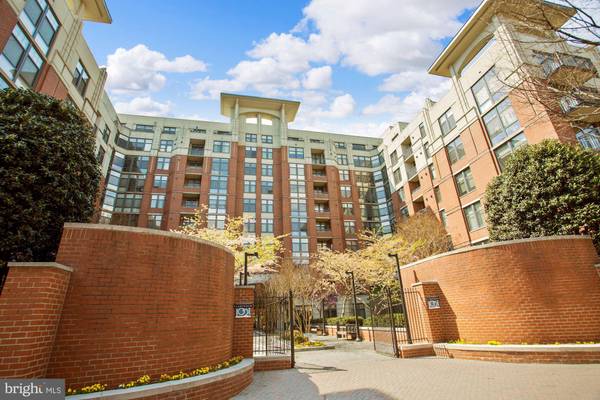 1021 N GARFIELD ST #1031, Arlington, VA 22201