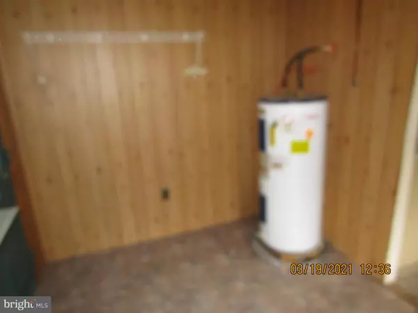 Ellendale, DE 19941,21044 ORCHARD RD