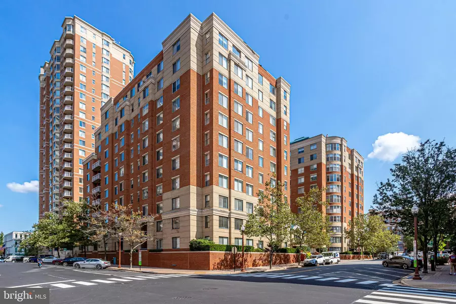 3835 9TH ST N #606E, Arlington, VA 22203