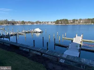 614 OYSTER BAY PL #204, Solomons, MD 20688