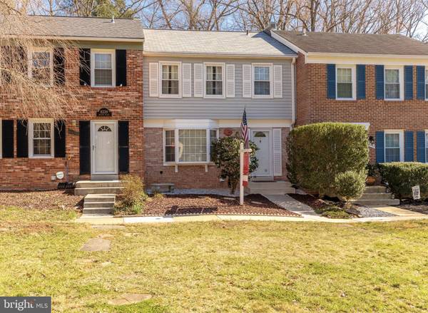 8341 MOLINE PL, Springfield, VA 22153