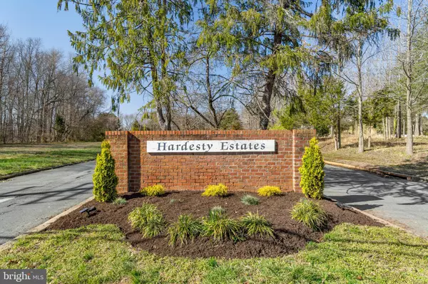 Davidsonville, MD 21035,711 HARRISBURG DR