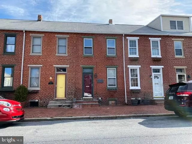 1305-1/2 GREEN ST, Harrisburg, PA 17102