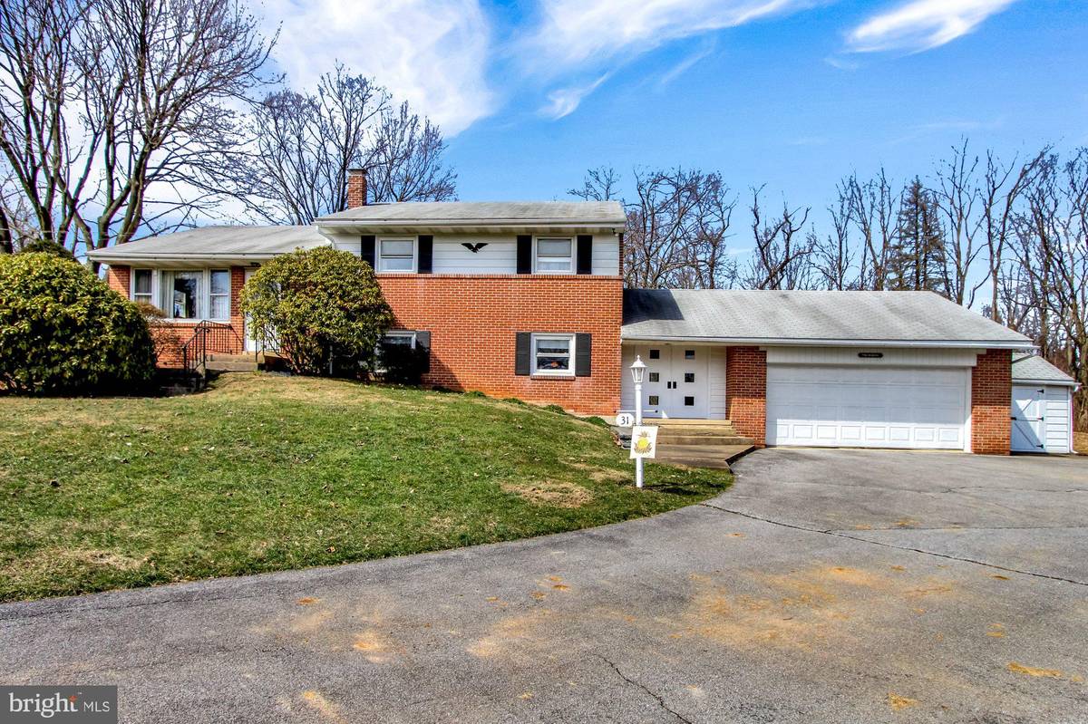 Sinking Spring, PA 19608,31 SUNSET CT