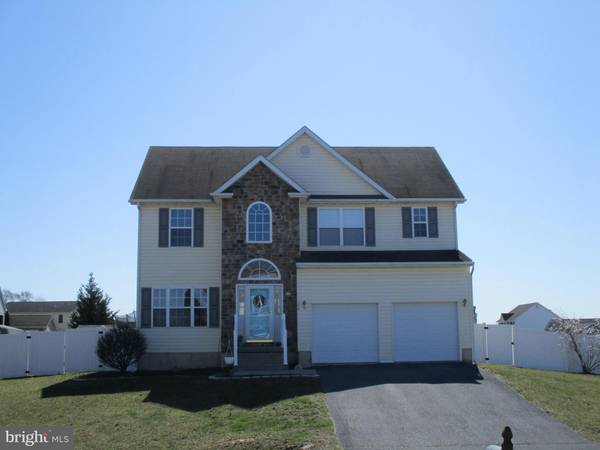 188 HUTTONS VIREO, Martinsburg, WV 25405