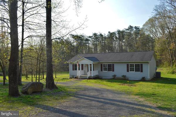 10715 SETTLE SCHOOL RD, Rixeyville, VA 22737