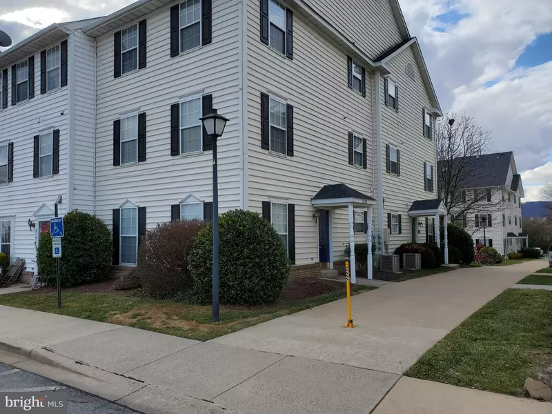 2139 BRISTOL DR #9, Frederick, MD 21702