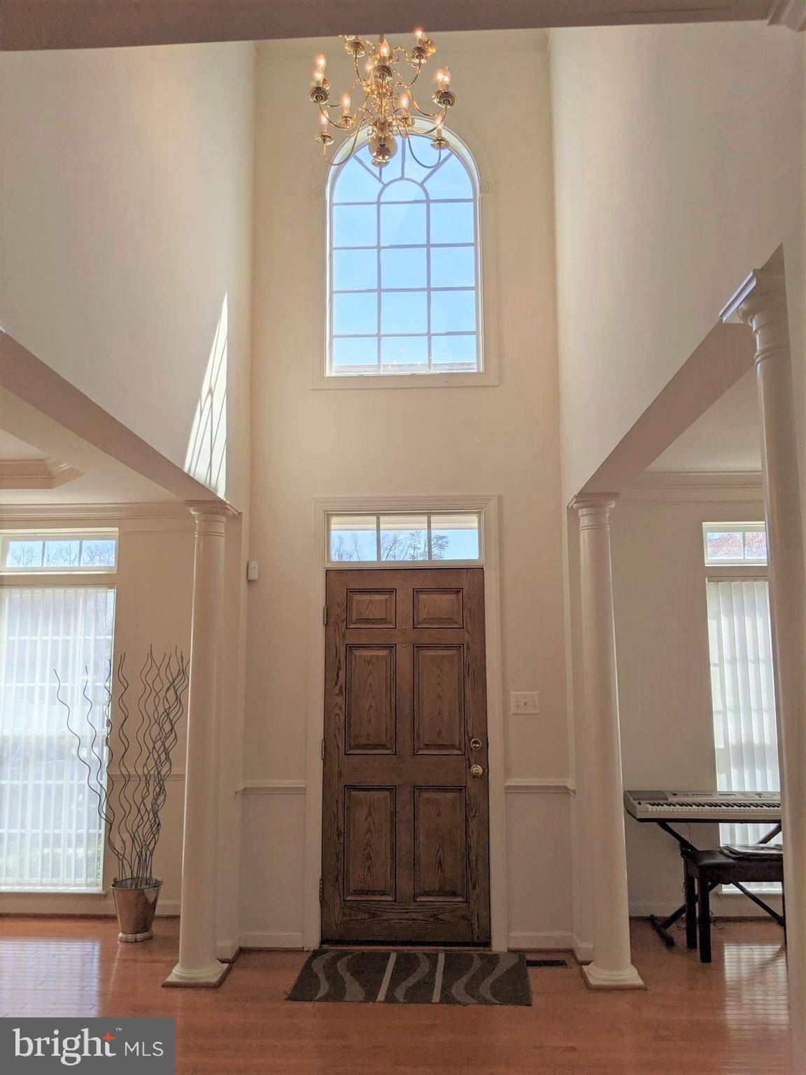 Beltsville, MD 20705,13102 CROSSVIEW CT