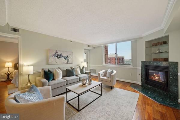 1276 N WAYNE ST #1018, Arlington, VA 22201