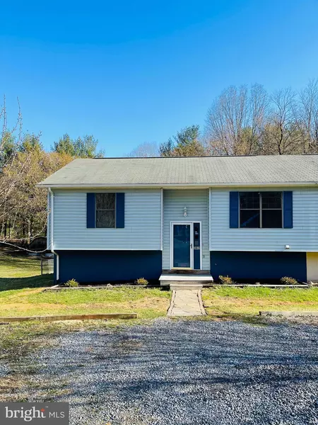 362 DUCK ST W, Front Royal, VA 22630