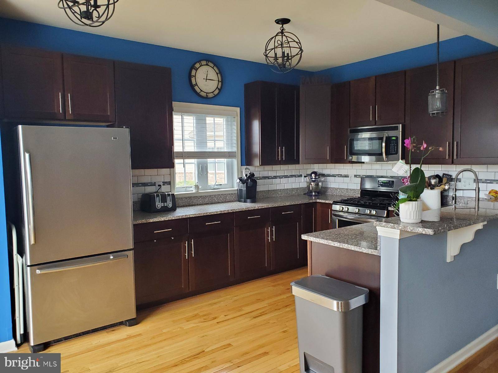 Somerset, NJ 08873,18 CLIFFORD CIR
