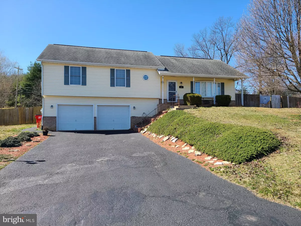 Hedgesville, WV 25427,66 TRIBAL CT