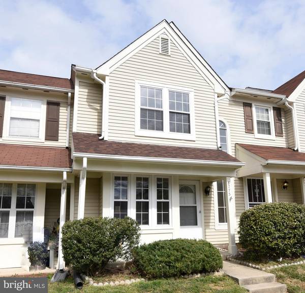 8773 VILLAGE GREEN CT, Alexandria, VA 22309